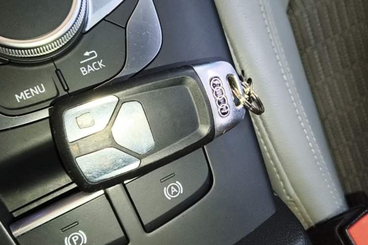 Used Audi A3 2018 30th Anniversary Edition Limousine 35 TFSI Fashion Model Vehicle Key