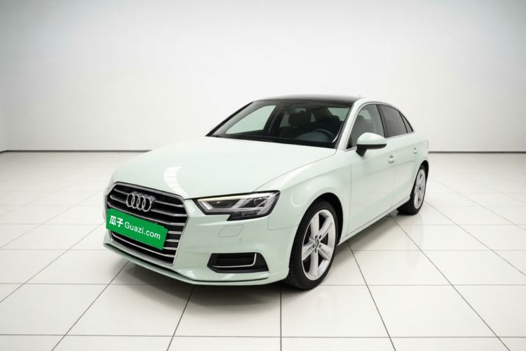 Gebrauchter Audi A3 2018 30th Anniversary Edition Limousine 35 TFSI Style Model Guazi used car, China used car export, Used car for sale, Used  cars, Cheapest cars for sale