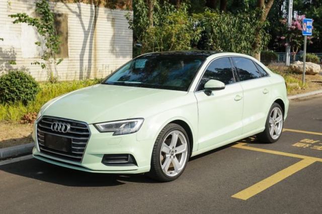 Ojetý Audi A3 2018 30th Anniversary Edition Limousine 35 TFSI Style Model