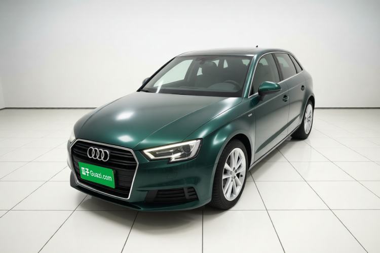 Used Audi A3 2018 30th Anniversary Edition Sportback 35 TFSI Ambition Model Guazi used car, China used car export, Used car for sale, Used cars, Cheapest cars for sale