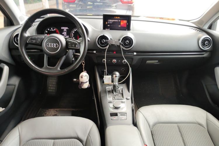 Used Audi A3 2018 30th Anniversary Edition Sportback 35 TFSI Fashion Model Center Console