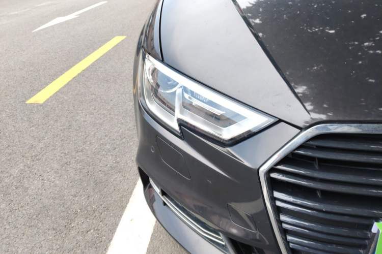 Used Audi A3 2018 30th Anniversary Edition Sportback 35 TFSI Fashion Model Right Front Headlight