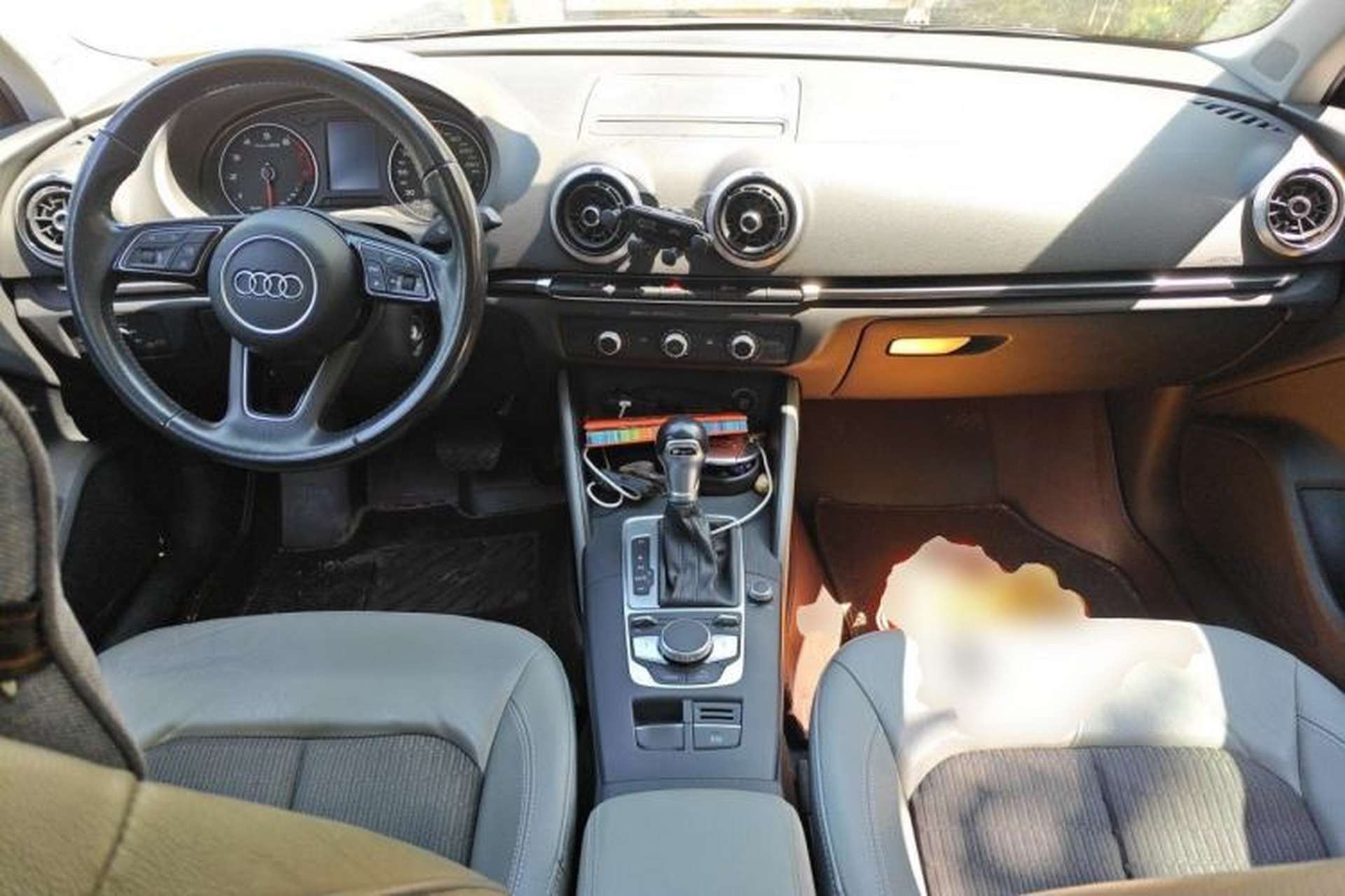 Used Audi A3 2018 30th Anniversary Edition Limousine 35 TFSI Fashion Model Center Console