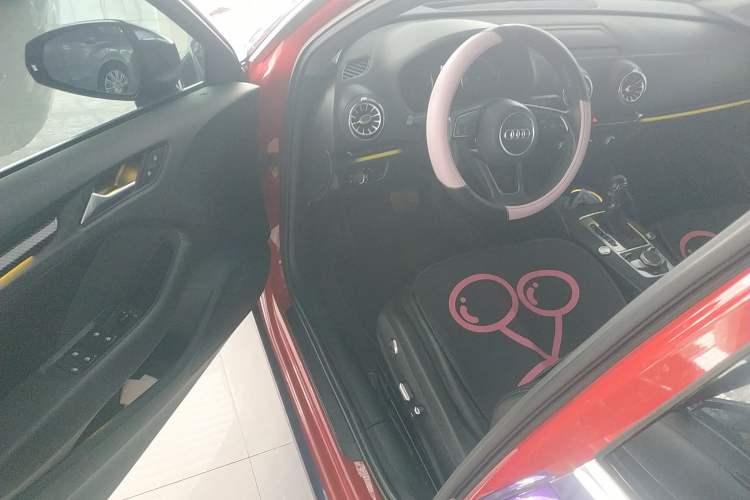 Used Audi A3 2018 30th Anniversary Edition Sportback 35 TFSI Ambition Model Driver Seat