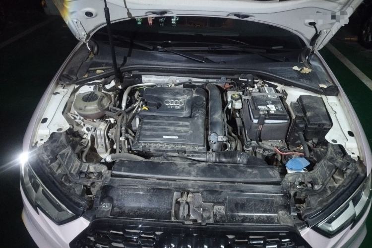 Used Audi A3 2018 30th Anniversary Edition Limousine 35 TFSI Fashion Model Engine Bay