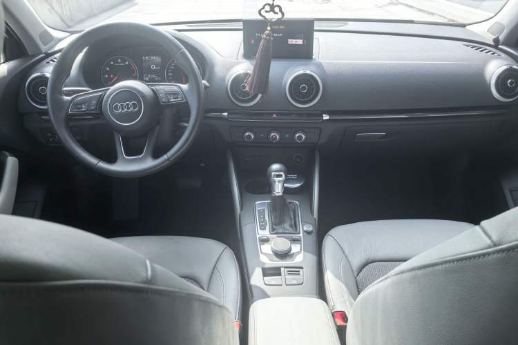 Used Audi A3 2018 30th Anniversary Edition Limousine 35 TFSI Fashion Model Interior 1