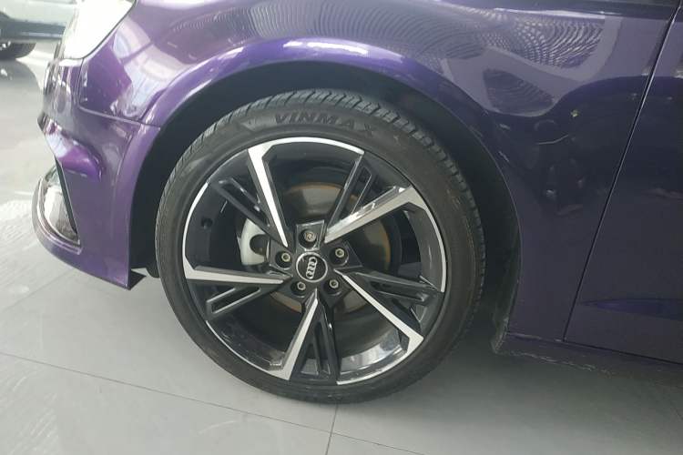 Used Audi A3 2018 30th Anniversary Edition Sportback 35 TFSI Ambition Model Left Front Wheel Hub