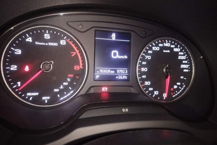 Used Audi A3 2018 30th Anniversary Edition Limousine 35 TFSI Fashion Model Odometer Close Up