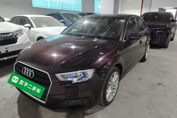 Used Audi A3 2018 30th Anniversary Edition Sportback 35 TFSI Ambition Model Guazi used car, China used car export, Used car for sale, Used cars, Cheapest cars for sale