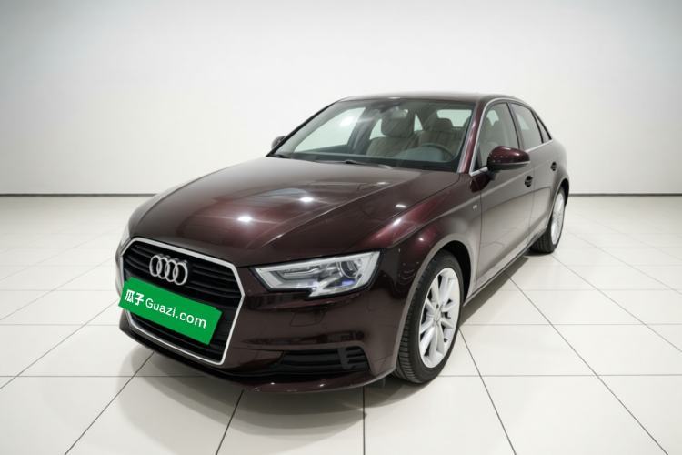 Used Audi A3 2018 30th Anniversary Edition Sportback 35 TFSI Ambition Model Guazi used car, China used car export, Used car for sale, Used cars, Cheapest cars for sale