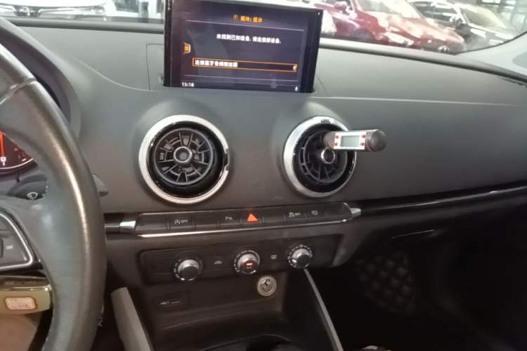Used Audi A3 2018 30th Anniversary Edition Sportback 35 TFSI Fashion Model Audio And AC Panel