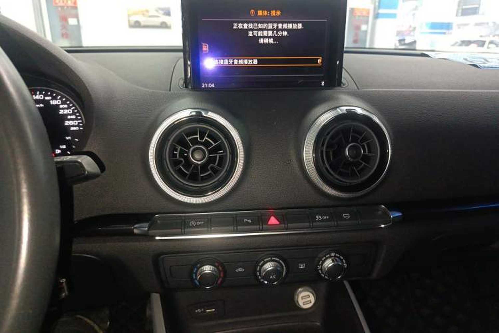 Used Audi A3 2018 30th Anniversary Edition Sportback 35 TFSI Fashion Model Audio And AC Panel