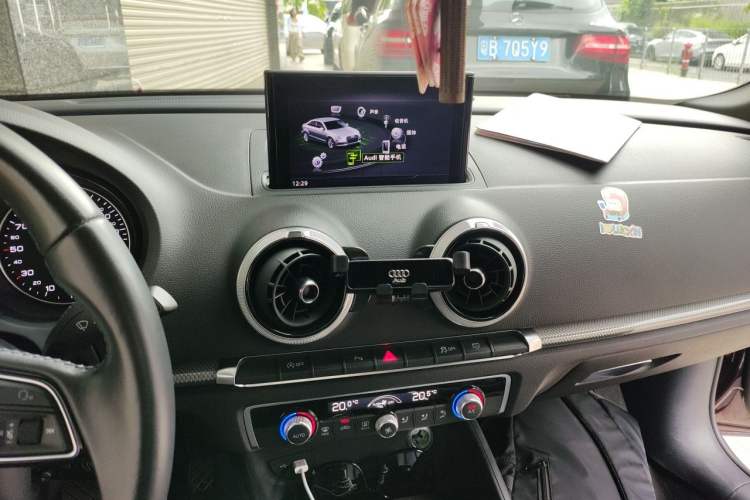 Used Audi A3 2018 30th Anniversary Edition Limousine 35 TFSI Style Model Audio And AC Panel