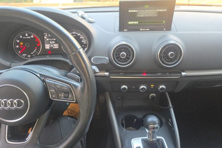 Used Audi A3 2018 30th Anniversary Edition Limousine 35 TFSI Ambition Model Audio And AC Panel