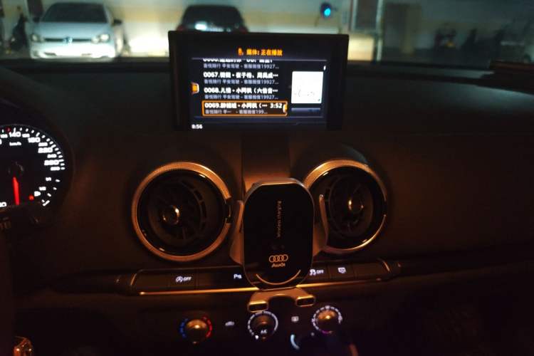 Used Audi A3 2018 30th Anniversary Edition Limousine 35 TFSI Fashion Model Audio And AC Panel