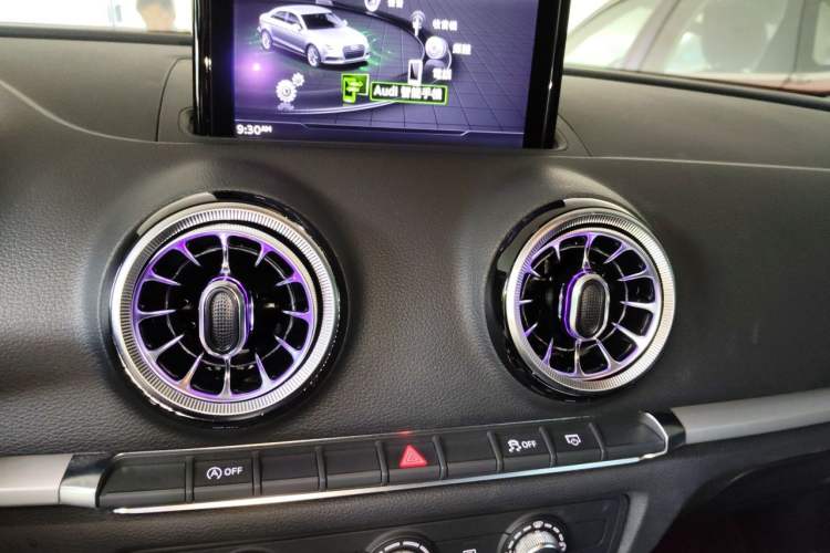 Used Audi A3 2018 30th Anniversary Edition Limousine 35 TFSI Ambition Model Audio And AC Panel