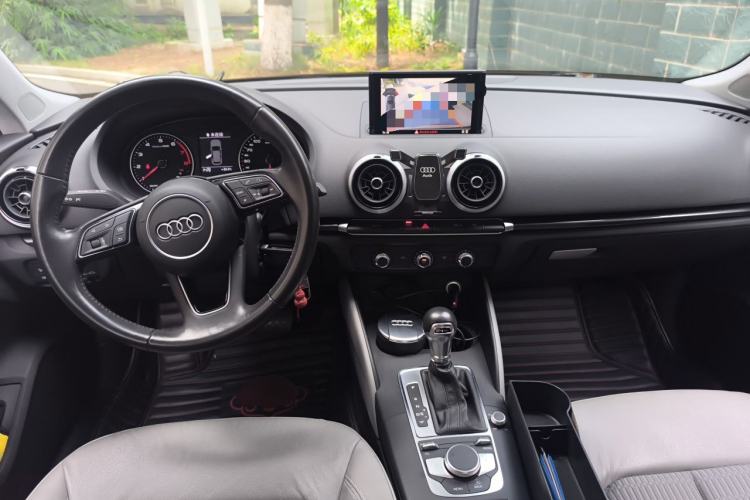 Used Audi A3 2018 30th Anniversary Edition Sportback 35 TFSI Sport Model Center Console