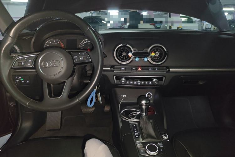 Used Audi A3 2018 30th Anniversary Edition Sportback 35 TFSI Style Model Center Console