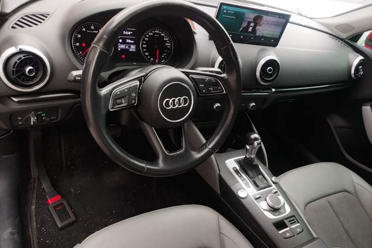 Used Audi A3 2018 30th Anniversary Edition Sportback 35 TFSI Fashion Model Center Console