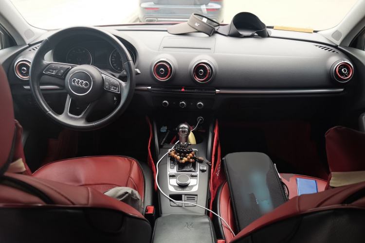 Used Audi A3 2018 30th Anniversary Edition Sportback 35 TFSI Ambition Model Center Console