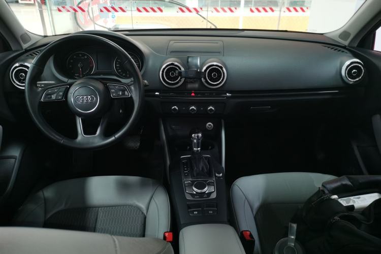 Used Audi A3 2018 30th Anniversary Edition Sportback 35 TFSI Fashion Model Center Console