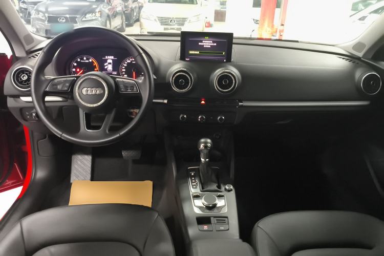 Used Audi A3 2018 30th Anniversary Edition Sportback 35 TFSI Ambition Model Center Console