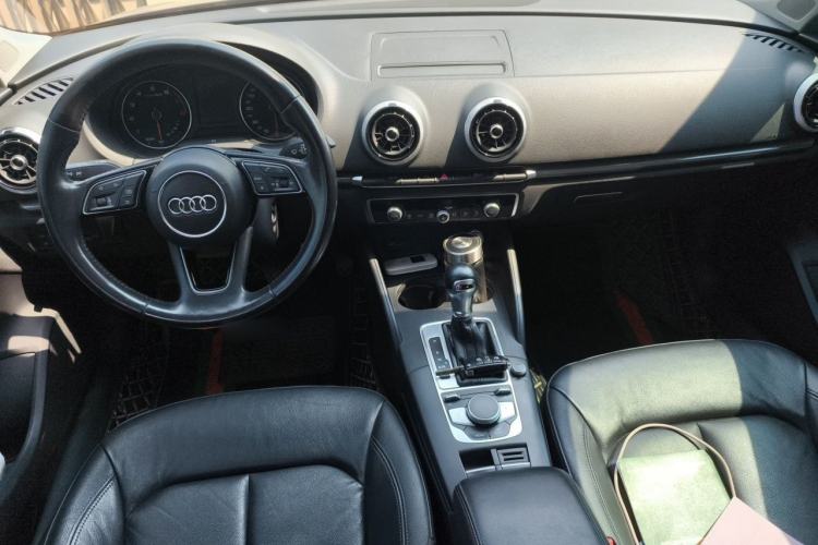 Used Audi A3 2018 30th Anniversary Edition Sportback 35 TFSI Style Model Center Console