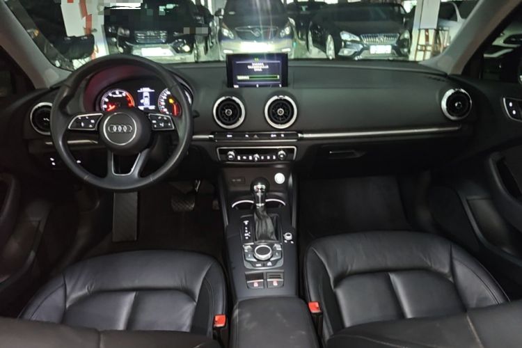Used Audi A3 2018 30th Anniversary Edition Sportback 35 TFSI Style Model Center Console