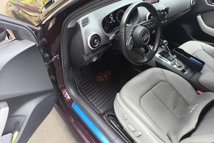 Used Audi A3 2018 30th Anniversary Edition Sportback 35 TFSI Sport Model Driver Seat