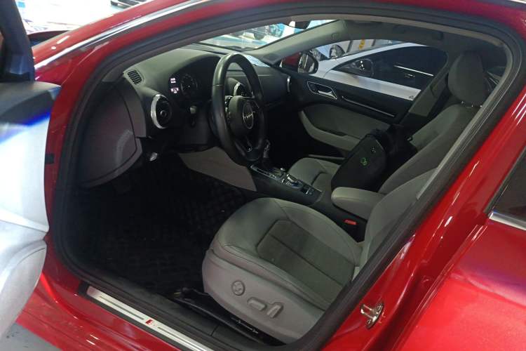 Used Audi A3 2018 30th Anniversary Edition Sportback 35 TFSI Fashion Model Driver Seat