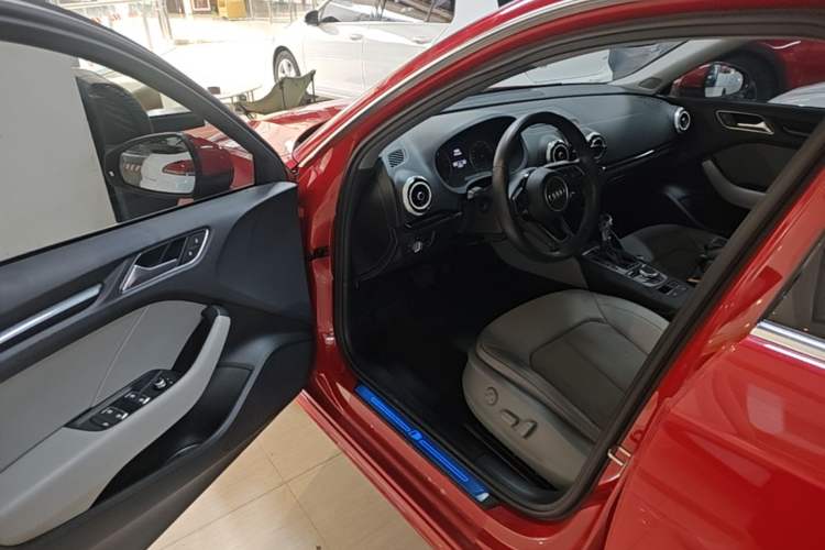 Used Audi A3 2018 30th Anniversary Edition Sportback 35 TFSI Fashion Model Driver Seat