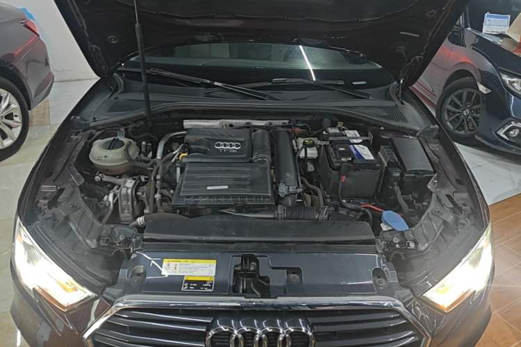 Used Audi A3 2018 30th Anniversary Edition Limousine 35 TFSI Fashion Model Engine Bay
