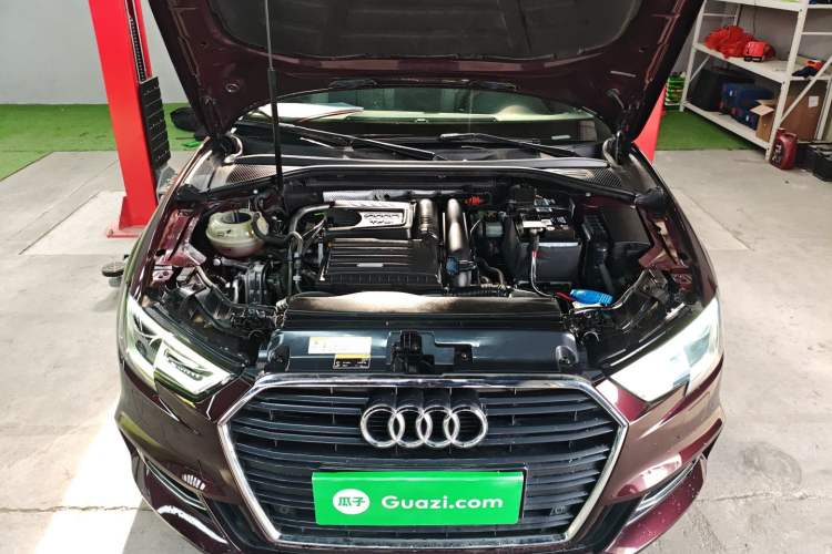Used Audi A3 2018 30th Anniversary Edition Limousine 35 TFSI Fashion Model Engine Bay
