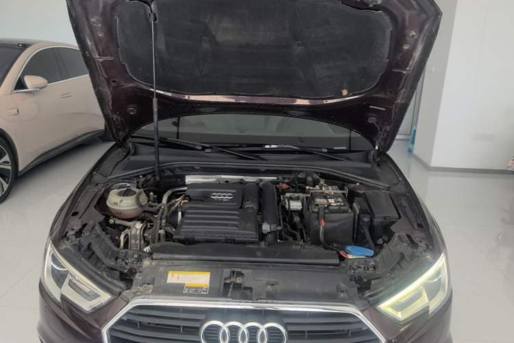Used Audi A3 2018 30th Anniversary Edition Limousine 35 TFSI Ambition Model Engine Bay