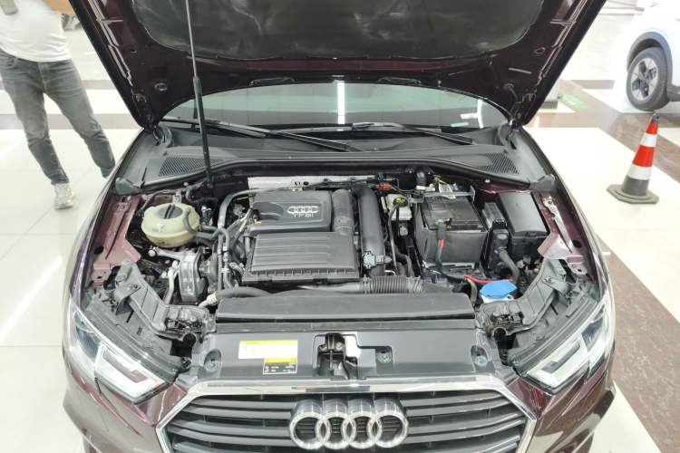 Used Audi A3 2018 30th Anniversary Edition Limousine 35 TFSI Fashion Model Engine Bay