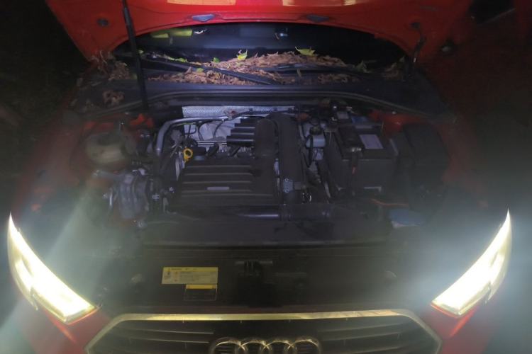 Used Audi A3 2018 30th Anniversary Edition Limousine 35 TFSI Fashion Model Engine Bay