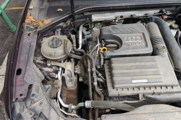 Used Audi A3 2018 30th Anniversary Edition Limousine 35 TFSI Fashion Model Engine Bay Right