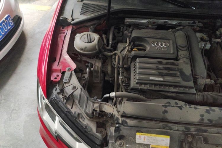 Used Audi A3 2018 30th Anniversary Edition Sportback 35 TFSI Fashion Model Engine Bay Right