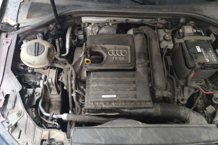 Used Audi A3 2018 30th Anniversary Edition Limousine 35 TFSI Ambition Model Engine Bay Right
