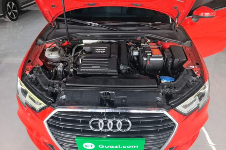 Used Audi A3 2018 30th Anniversary Edition Limousine 35 TFSI Fashion Model Engine Bay