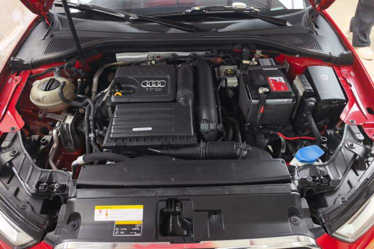 Used Audi A3 2018 30th Anniversary Edition Sportback 35 TFSI Ambition Model Engine Bay