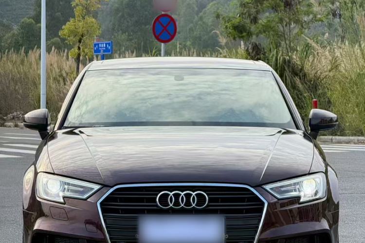 Used Audi A3 2018 30th Anniversary Edition Limousine 35 TFSI Fashion Model Exterior 4