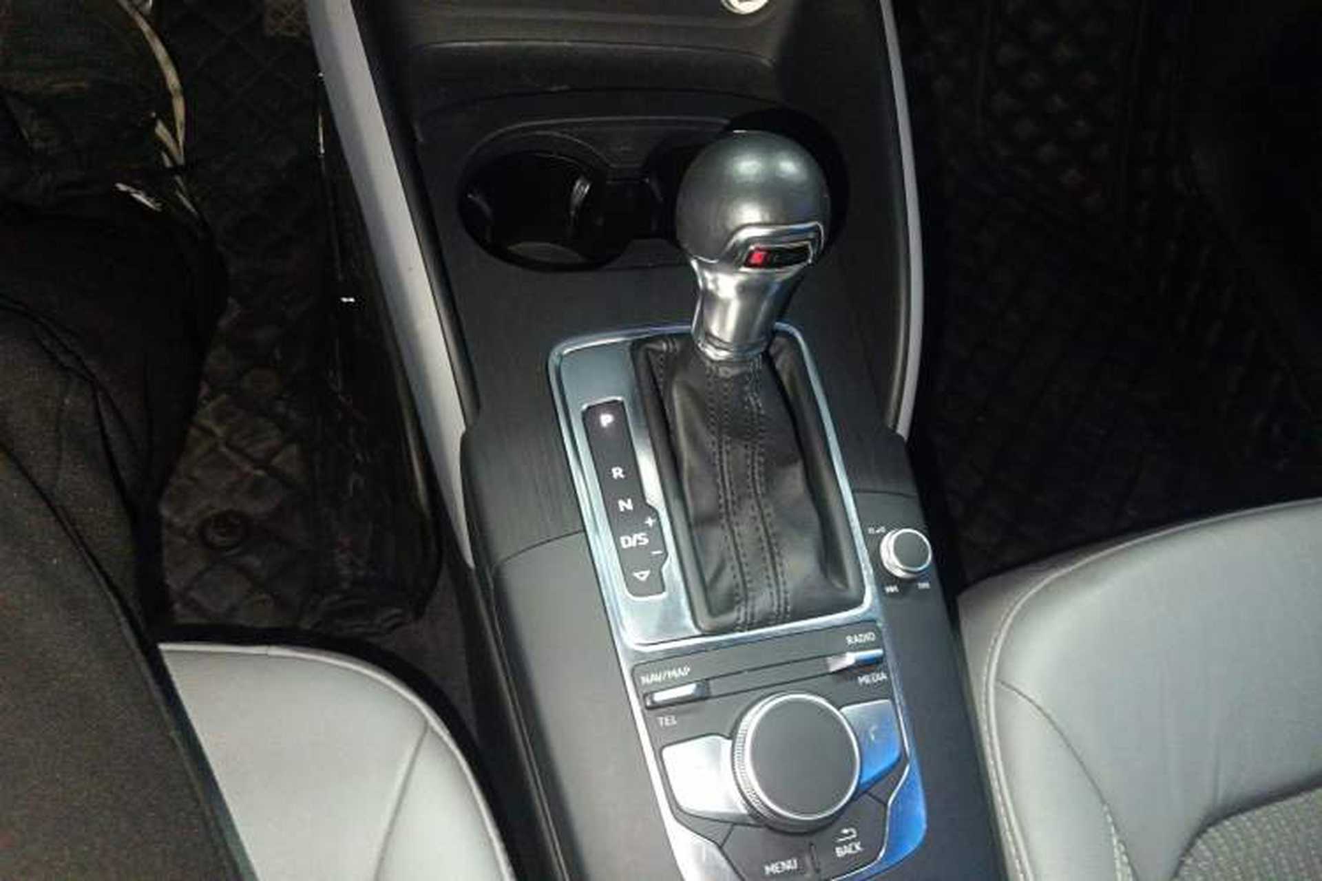 Used Audi A3 2018 30th Anniversary Edition Sportback 35 TFSI Fashion Model Gear Lever