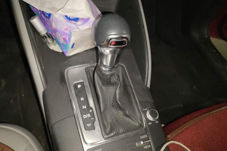 Used Audi A3 2018 30th Anniversary Edition Sportback 35 TFSI Fashion Model Gear Lever
