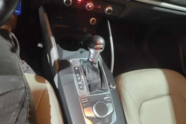 Used Audi A3 2018 30th Anniversary Edition Sportback 35 TFSI Ambition Model Gear Lever