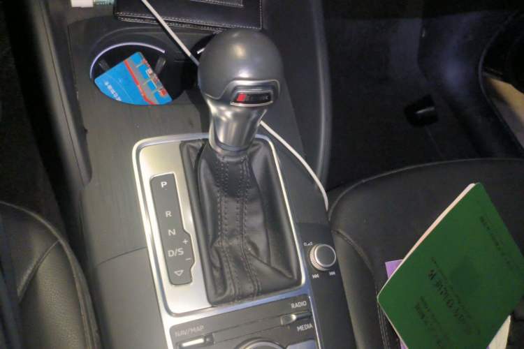 Used Audi A3 2018 30th Anniversary Edition Limousine 35 TFSI Style Model Gear Lever