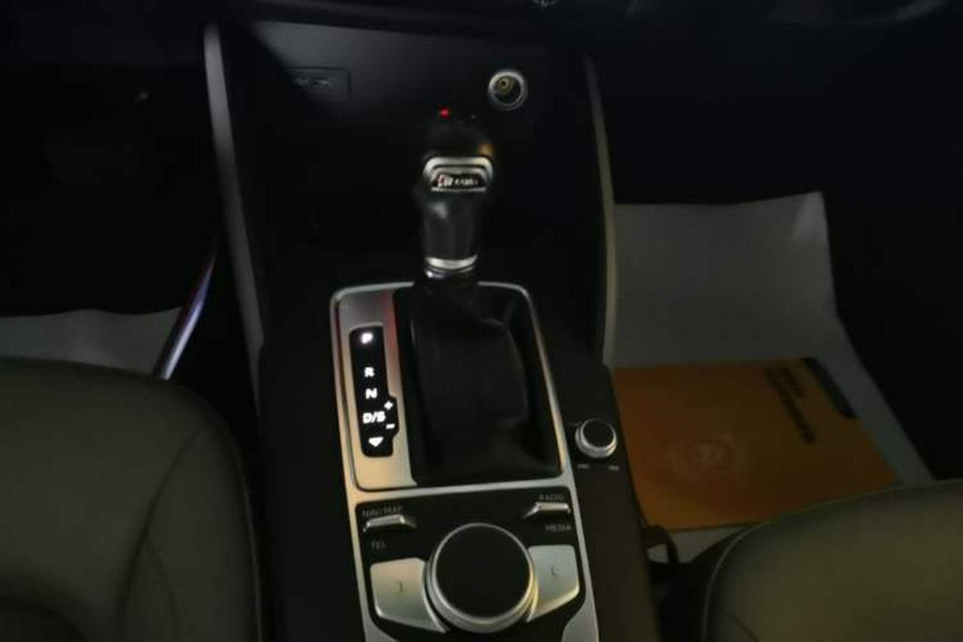 Used Audi A3 2018 30th Anniversary Edition Sportback 35 TFSI Fashion Model Gear Lever