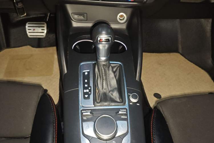 Used Audi A3 2018 30th Anniversary Edition Sportback 35 TFSI Sport Model Gear Lever