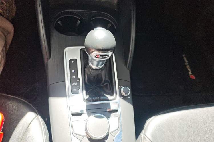Used Audi A3 2018 30th Anniversary Edition Limousine 40 TFSI Style Model Gear Lever