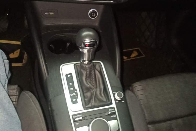 Used Audi A3 2018 30th Anniversary Edition Limousine 35 TFSI Sport Model Gear Lever